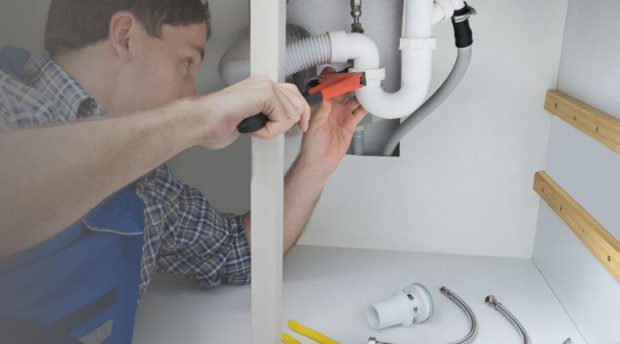 Professional Tankless Water Heater Installation in Opolis, KS